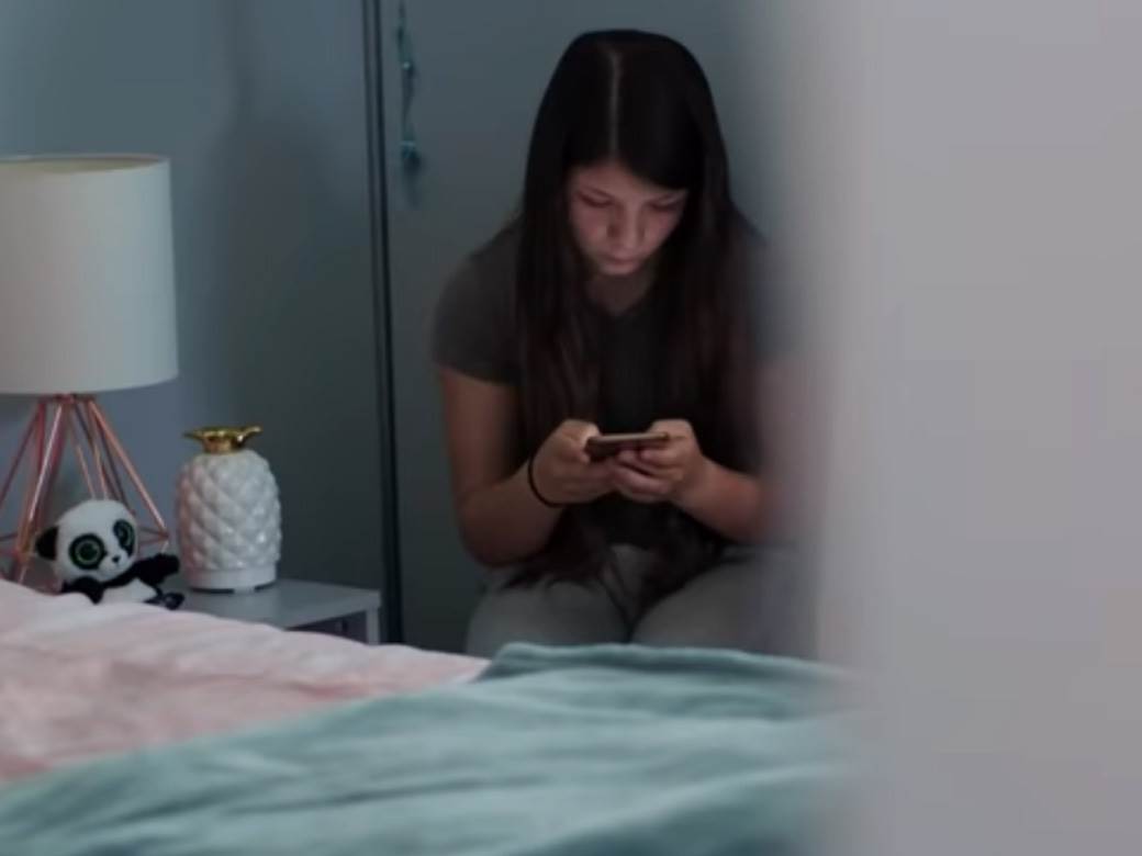  Najopasnija društvena mreža, FBI apeluje na roditelje: Preko 550.000 zabilježenih ucjena dece, broj  