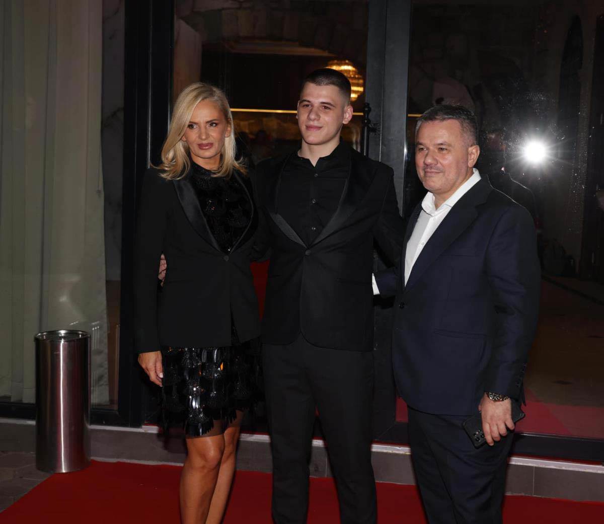  Bane Obradović je napravio gala feštu 