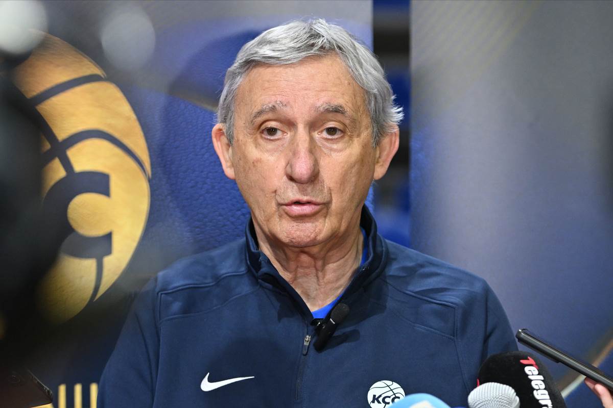  Svetislav Pešić više nije selektor Srbije 