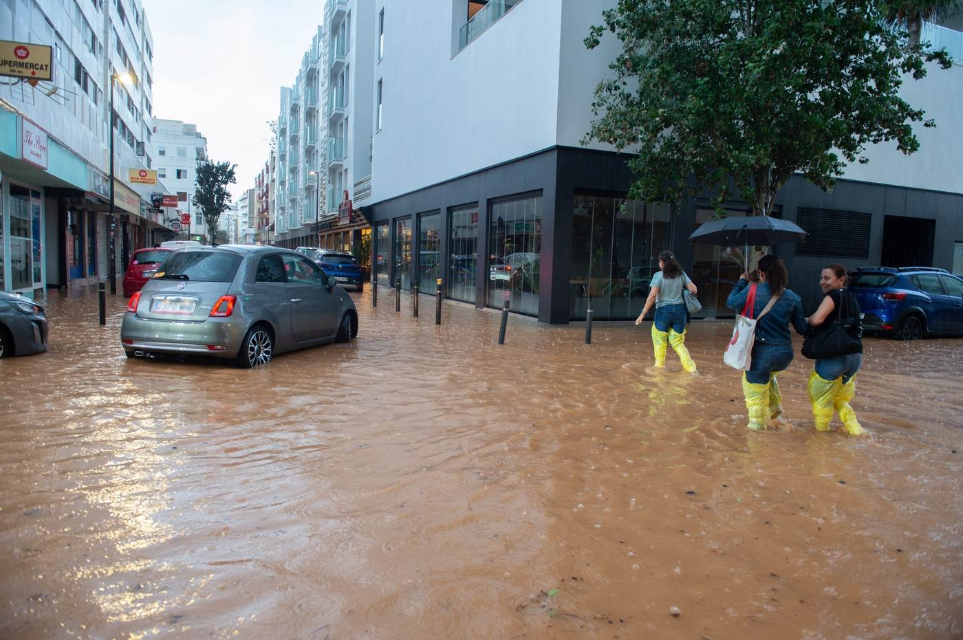  Poplavljena je Ibica nakon uragana Gabrijel 