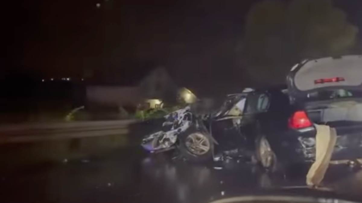  Stravična nesreća kod Mladenovca, strahuje se da ima mrtvih 