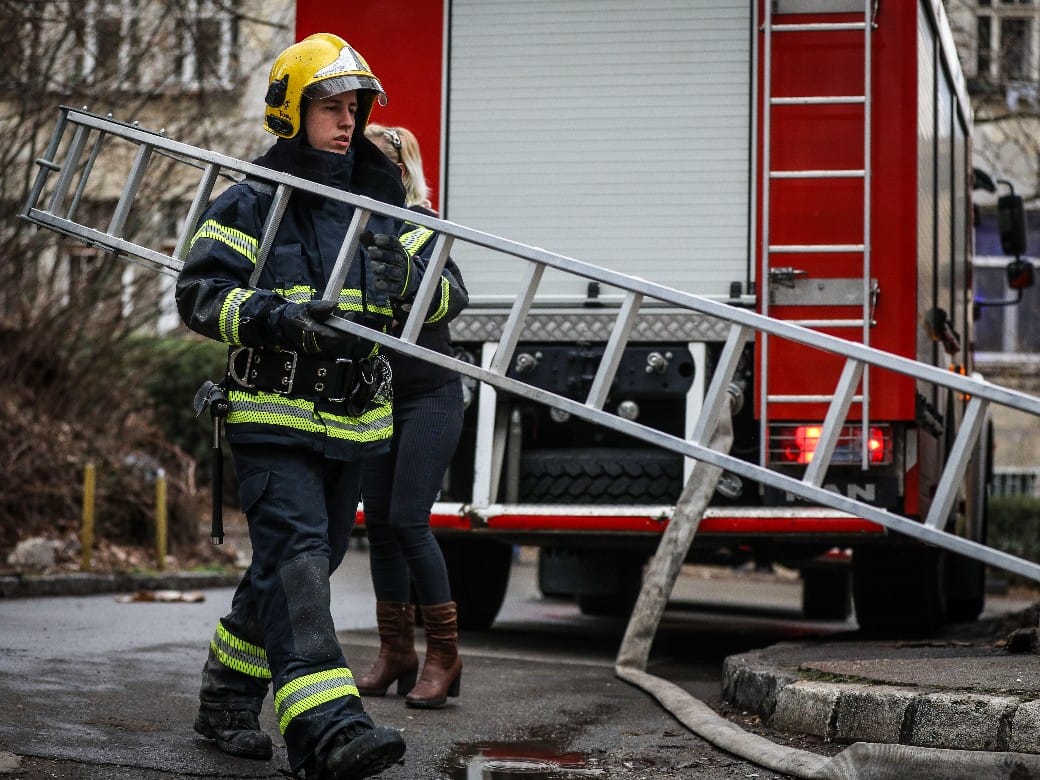  Požar u Beogradu na Banovom brdu  