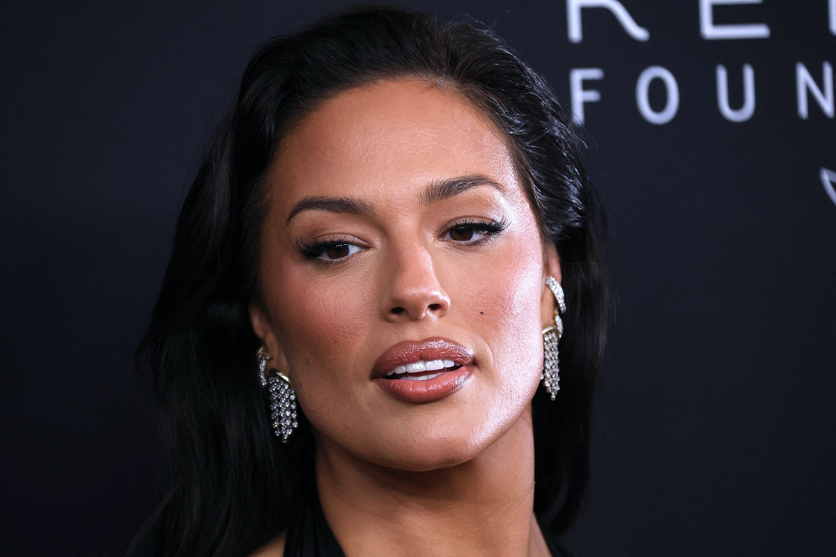   Adrijana Lima i Irina Šajk zasijale na reviji "Viktorijas sikreta", a onda je izašla ona 