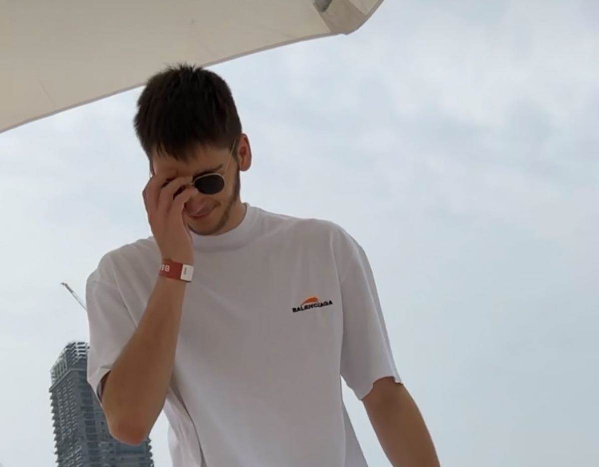  Melina nije zvala rođenog sina na svadbu? Isplivao snimak s jahte milionera, od njega ni traga ni gl 