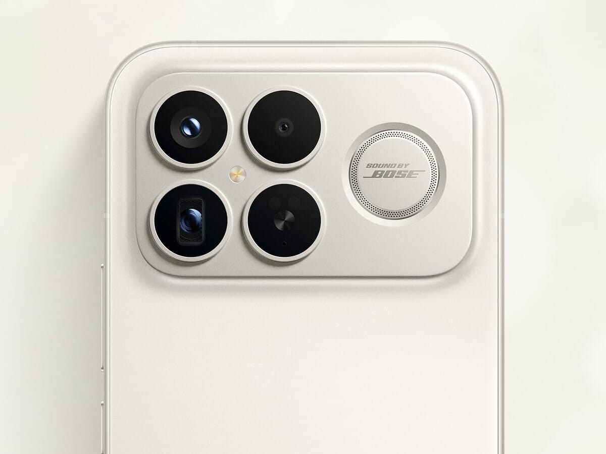  Bas pod prstima: Xiaomi lansira prvi telefon na svijetu sa Bose subwoofer-om 