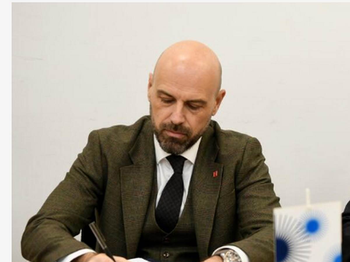  PES-u i Bošnjacima ne odgovaraju profesionalci? Partijski interesi smijenili Bulatovića!  