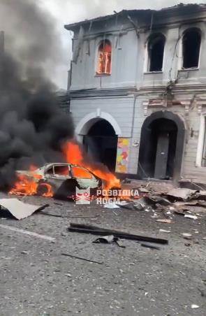  HARKOV I HERSON U PLAMENU, IMA MRTVIH, DIJETE TEŠKO RANJENO 