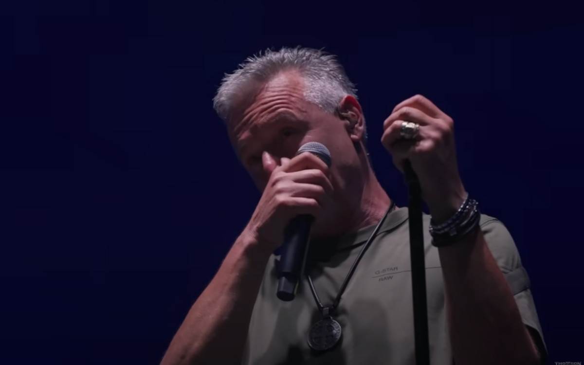  "Tompson nikad nije pjevao ustaške pesme": Haos u Zagrebu zbog pozdrava "za dom spremni", usledila b 