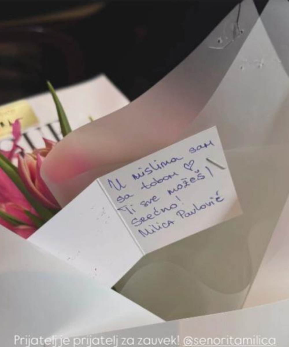  Milica Pavlović poslala cvijeće Dragani Mićalović  