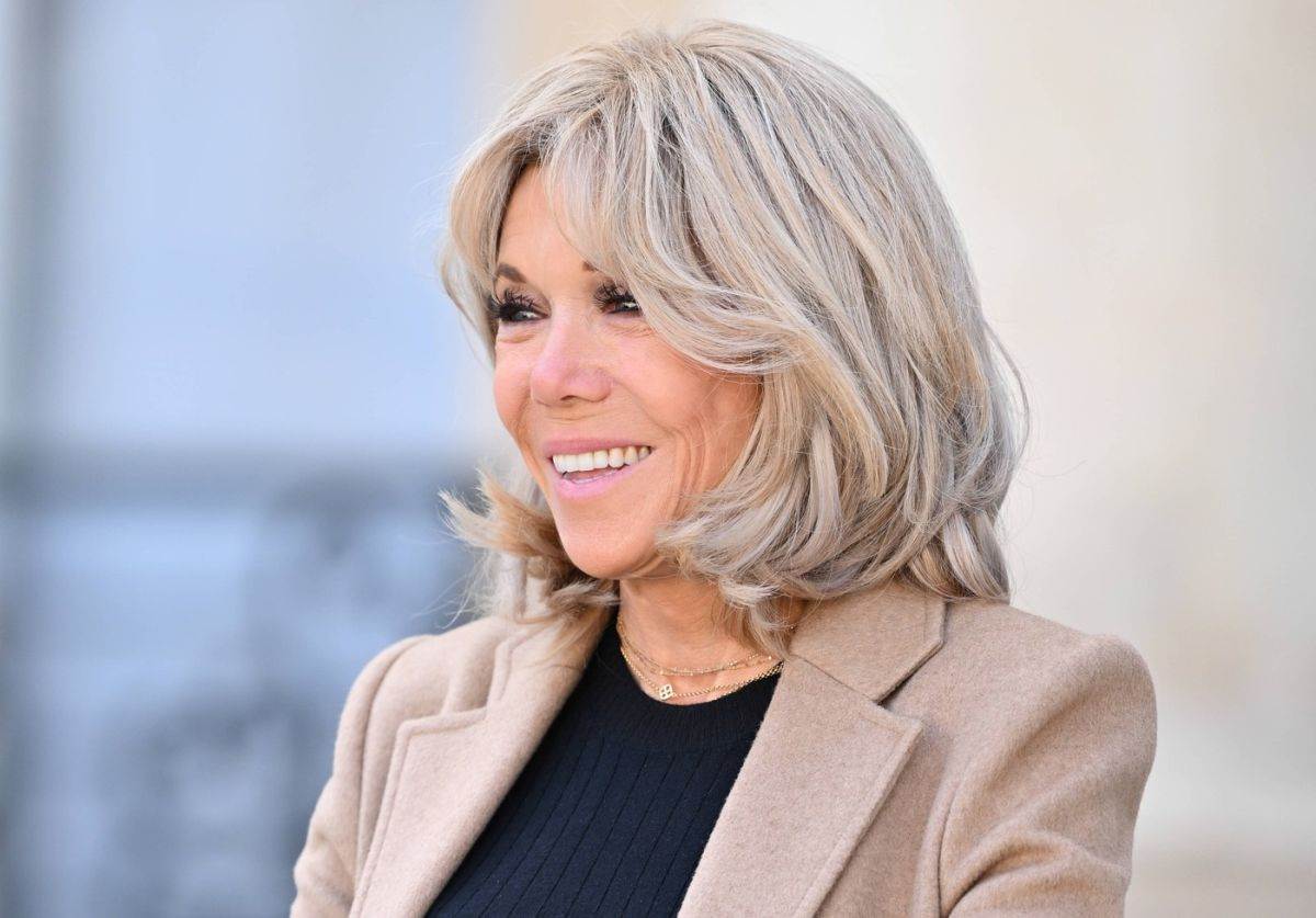  Snimak iz pariskog pozorišta izazvao haos, prva dama u centru skandala 