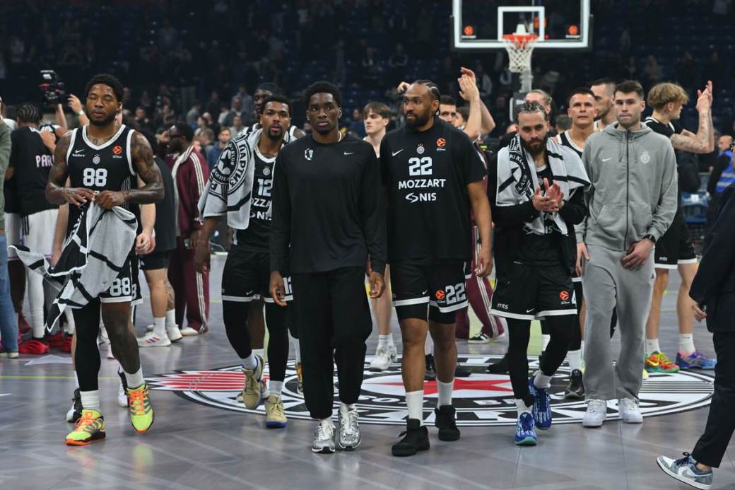  PARTIZAN SLOMIO BAJERN U NAJČUDNIJOJ ATMOSFERI IKADA U ARENI 