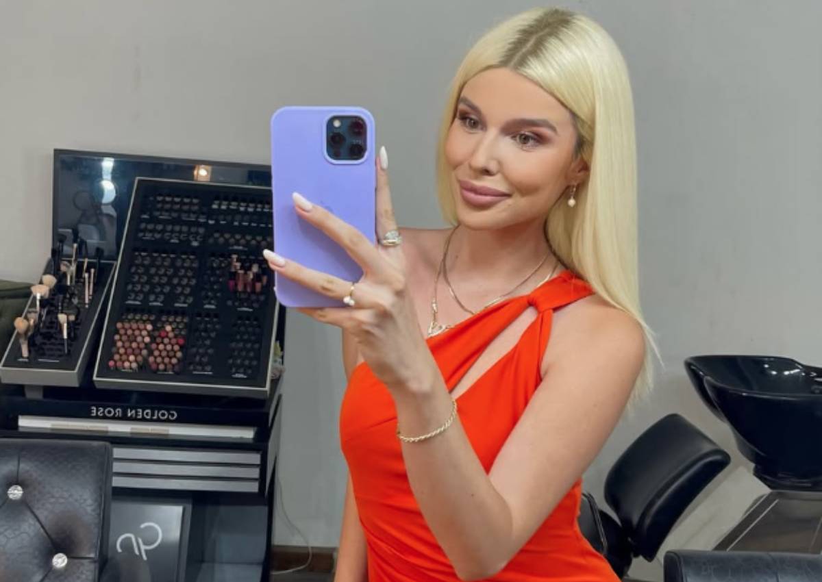  Ovo je Maša Zipovski  