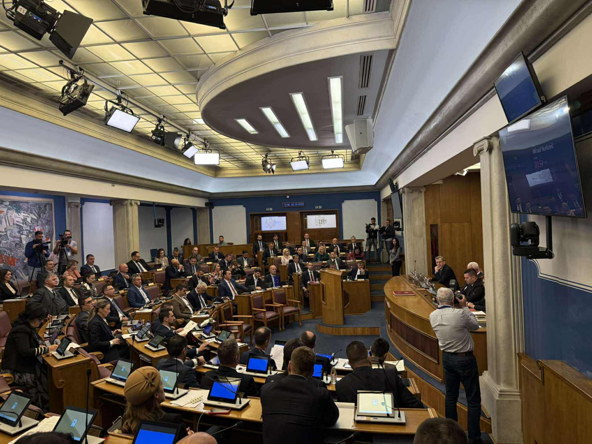 Skupština je izglasala slanje crnogorskih vojnika u misiju NATO-a da pomognu Ukrajini. Info