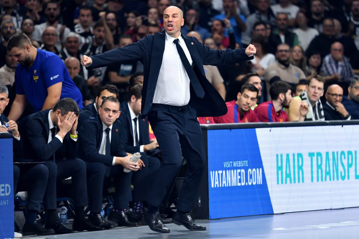  Potres u Evroligi, Barselona otpustila trenera: Izgubila je strpljenje, evo šta mu je poručila na ra 