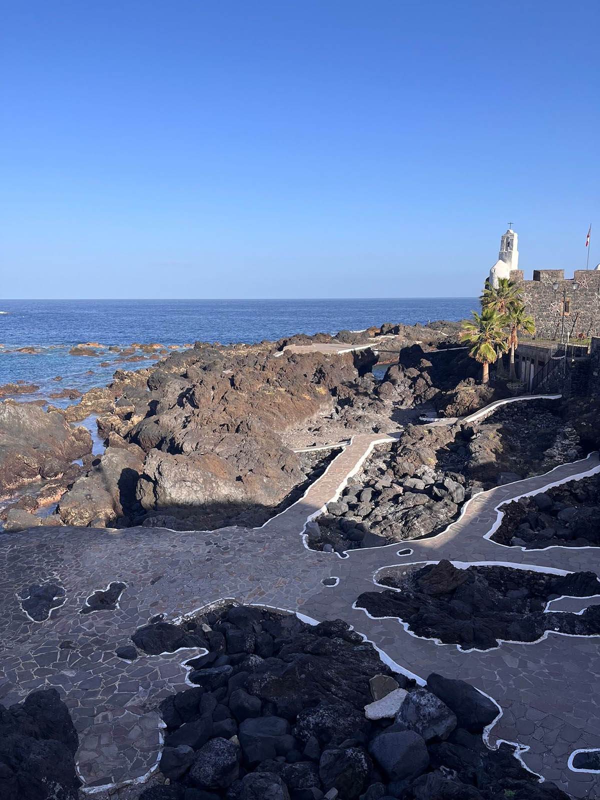  Više osoba poginulo nako što su ogromni talasi pogodili obalu: Tragedija na popularnoj evropskoj des 