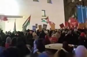  Protesti u Minhenu završeni krivičnim prijavama: Aktivisti oštetili imovinu Tehničkog univerziteta 