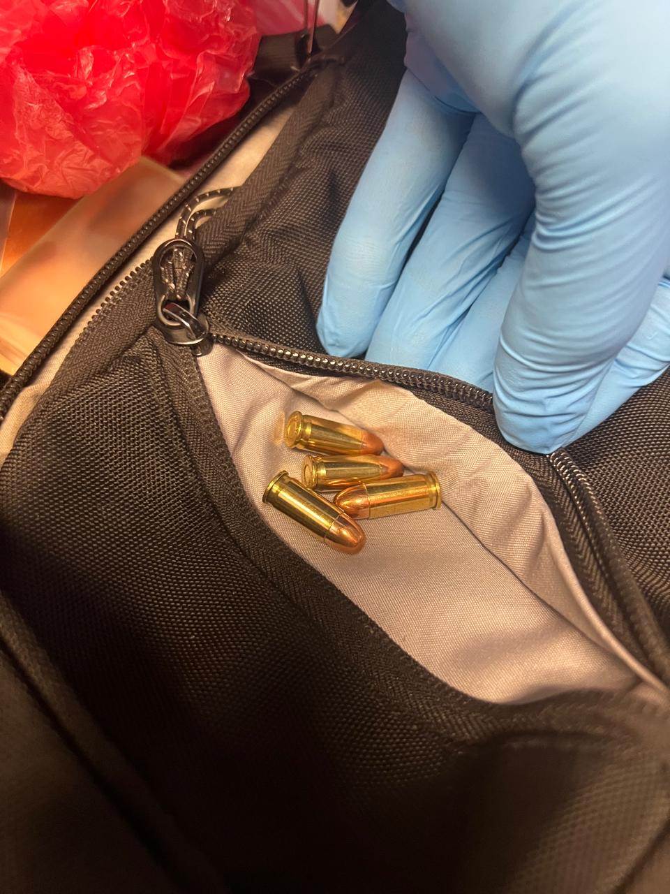  Uhapšena osoba kod koje je na Aerodromu Podgorica u ručnom prtljagu pronađena municija 