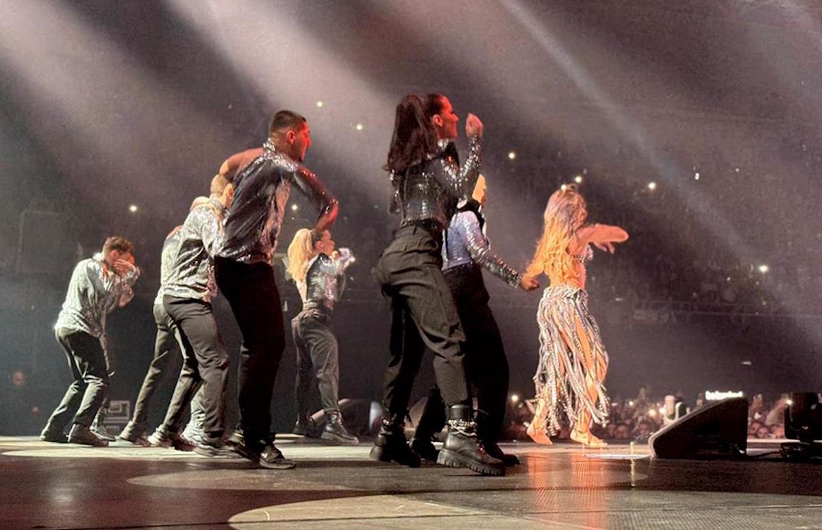  Muž je izveo na binu, svi pali u trans kad su vidjeli kako je obučena: Tea Tairović kao Šakira na ko 