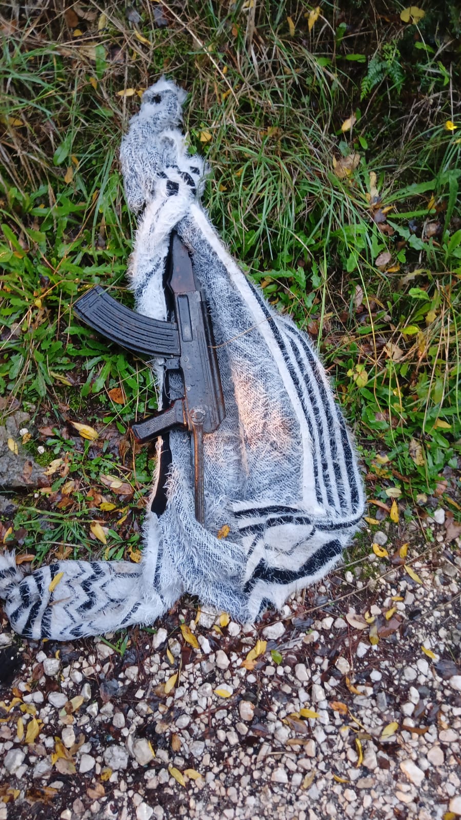  Uhapšen za upotrebu vatrenog oružja u Kotoru, kao i njegova supruga zbog napada na oštećeno lice 