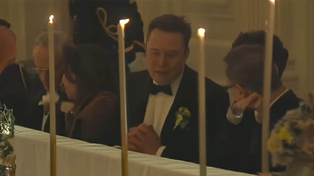  Mask u centru skandala na Trampovoj večeri: Čitači sa usana otkrili kako je nazvao poznatog princa  