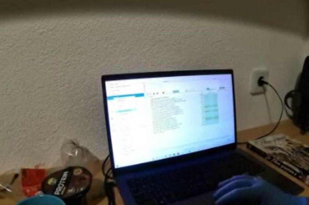  Međunarodna akcija Mozaik 2025: U Crnoj Gori uhapšene dvije osobe zbog dječje pornografije
 