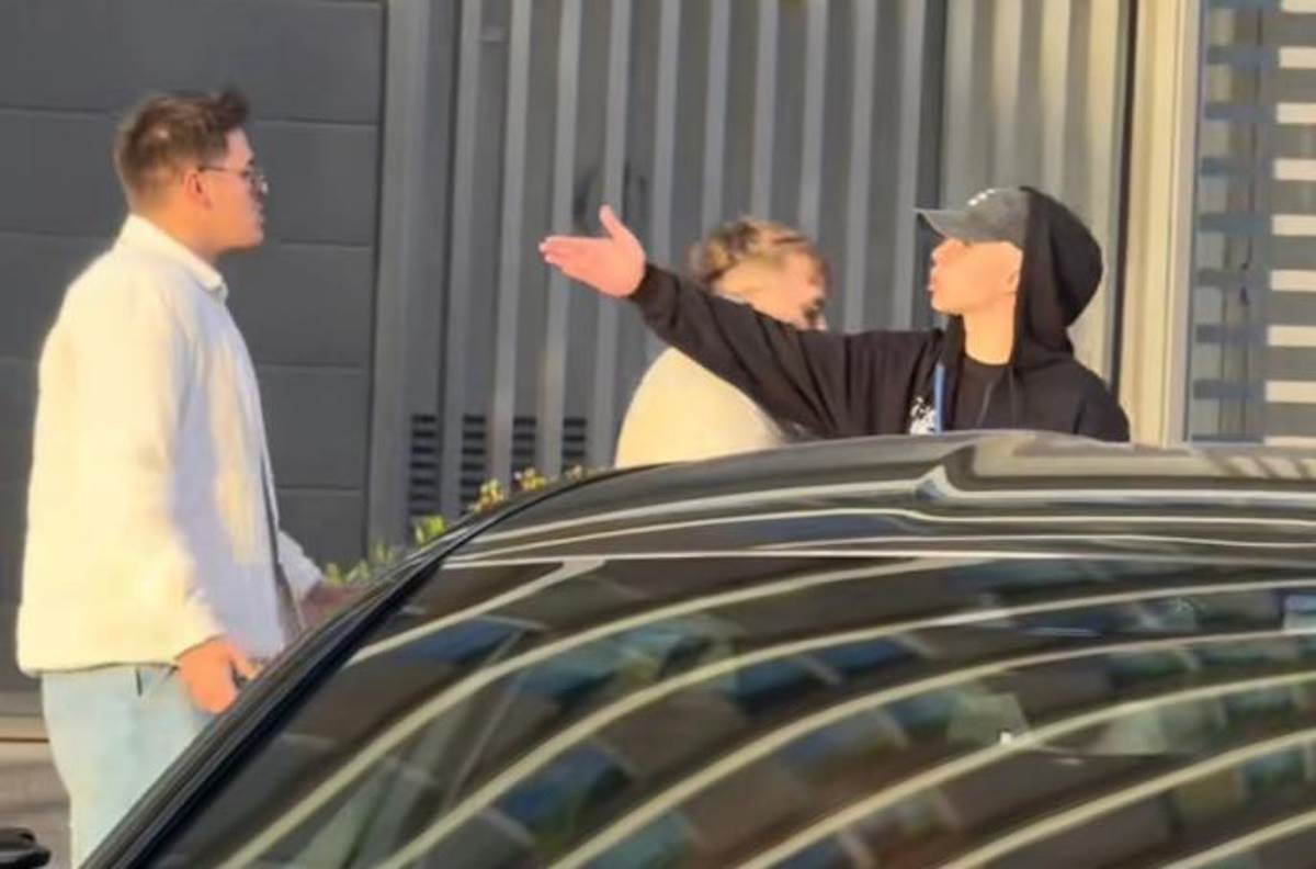  Vojaž na ulici izvređao momka koji je prišao da mu se javi, isplivao snimak  