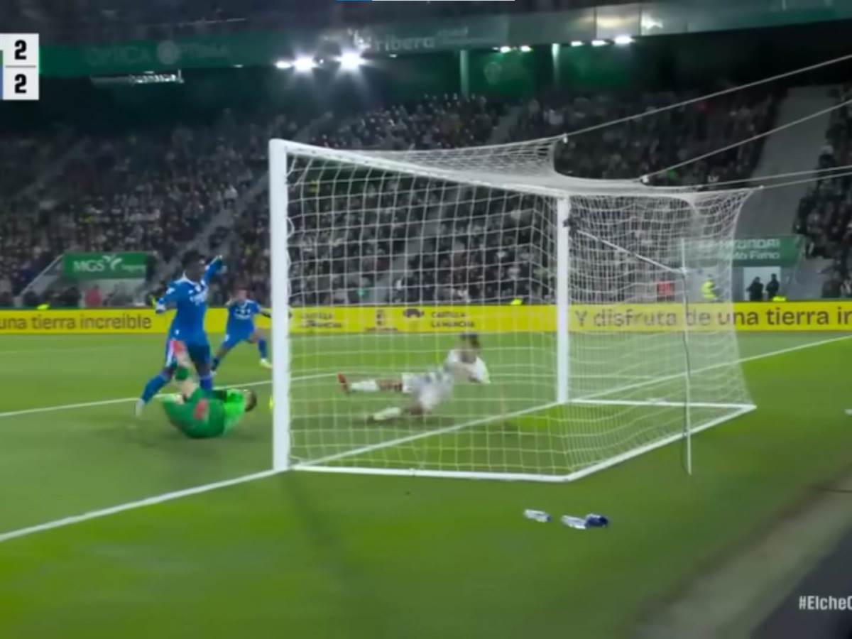  Ovakav gol se priznaje samo Real Madridu: Brazilac udario golmana u glavu, ništa nije bilo sporno? 