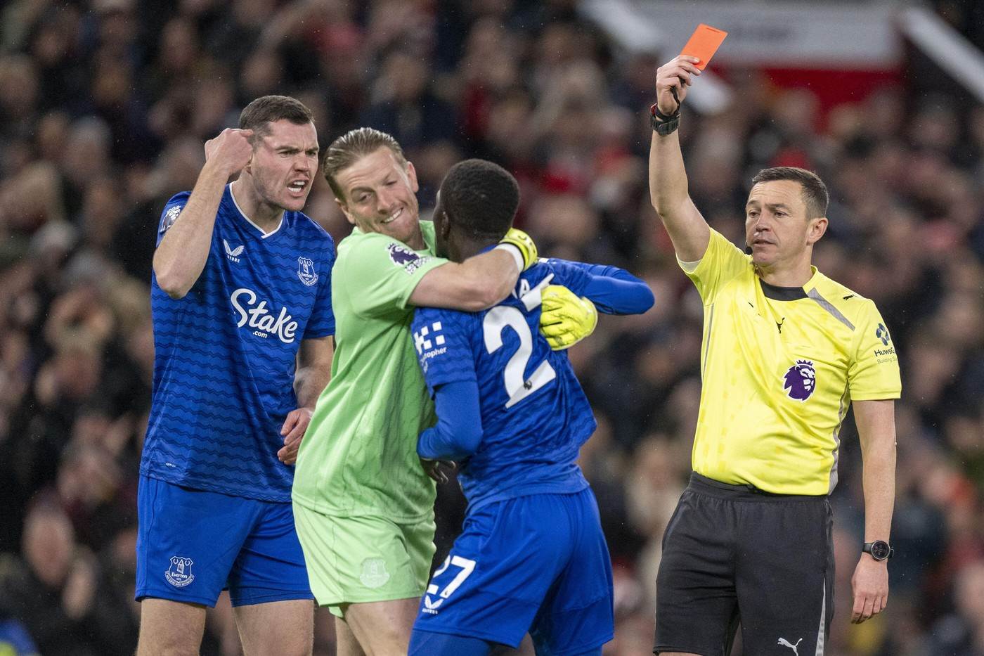  Idrisa Gana Gej napao je svog saigrača Majkla Kina 