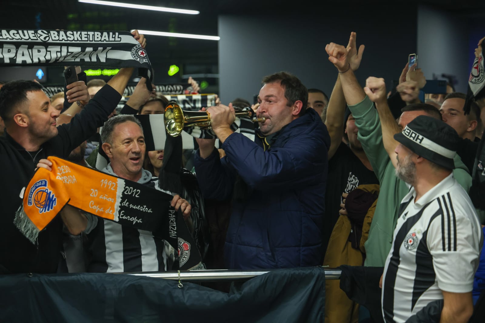  Kako su reagovali navijači na slijetanje Željka Obradovića 