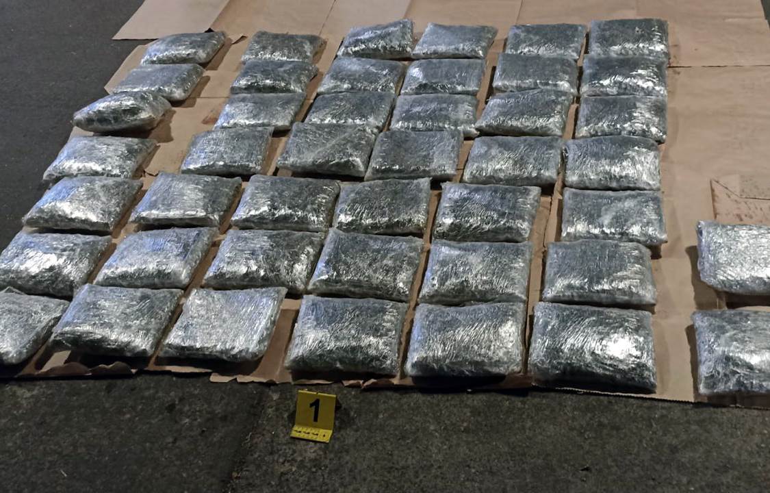  Uhapšen Albanac sa Kosova sa hrvatskim pasošem: Velika akcija policije, BIA i tužilaštva iz Novog Sa 