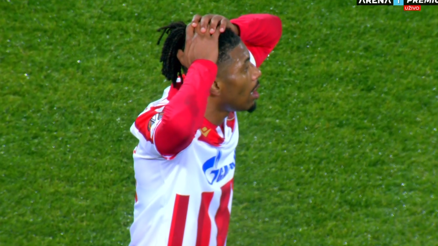  Učena dobio crveni karton 