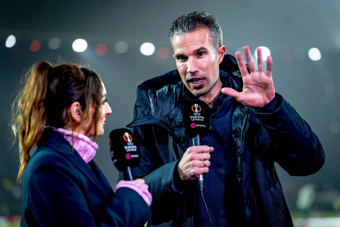  Robin van Persi uveo svog sina na utakmici Fejenorda 