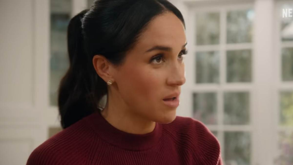  Ljudi na mreži X zgroženi su jer je Megan Markl spremala ćurku sa nakitom na rukama 