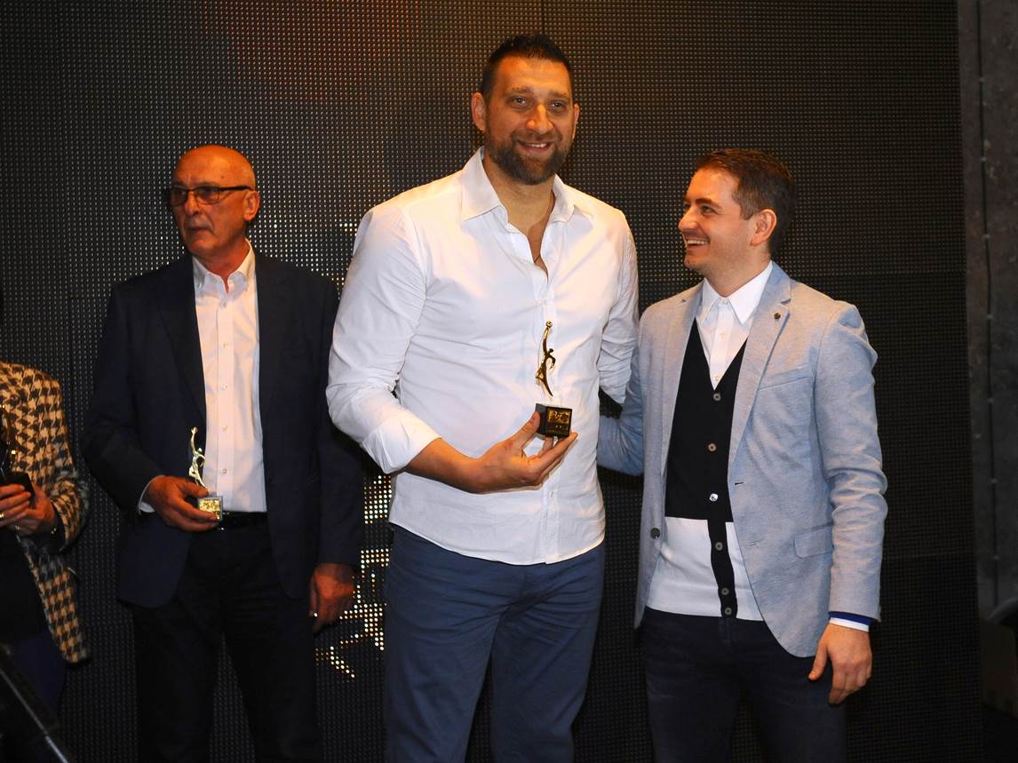  Njemu je Željko na večeri rekao sve 