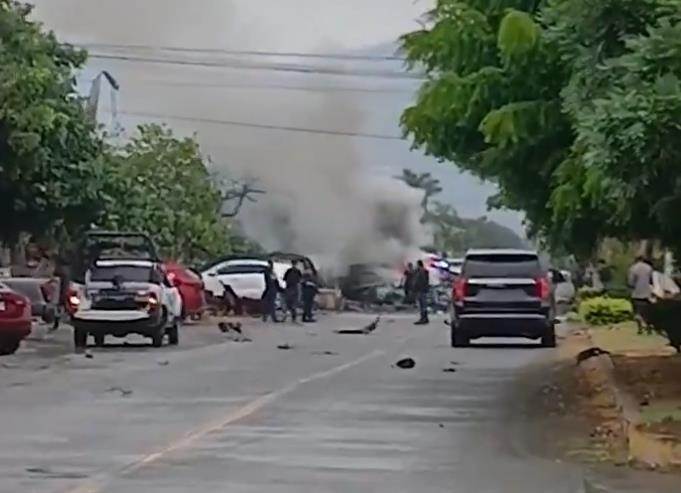  Eksplozija pred policijskom stanicom u meksiku oduzela pet života 