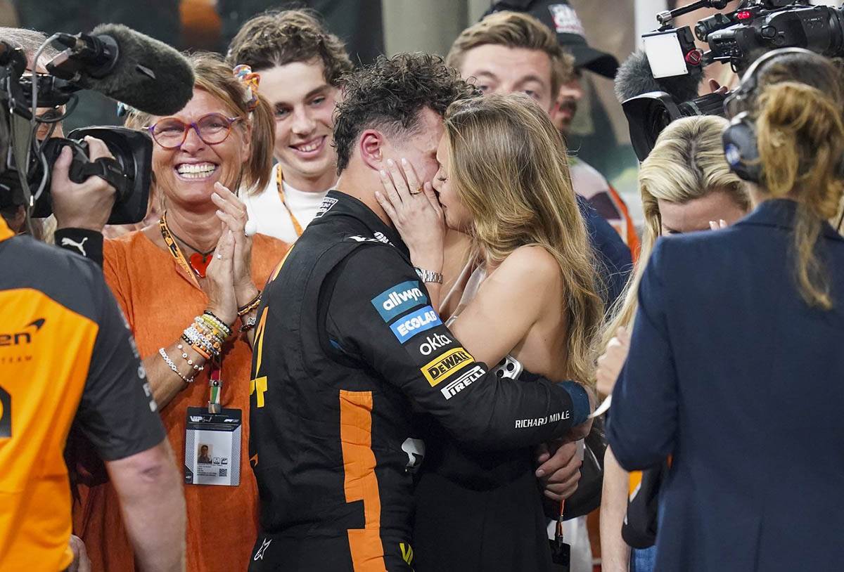  Ko je djevojka Landa Norisa? 