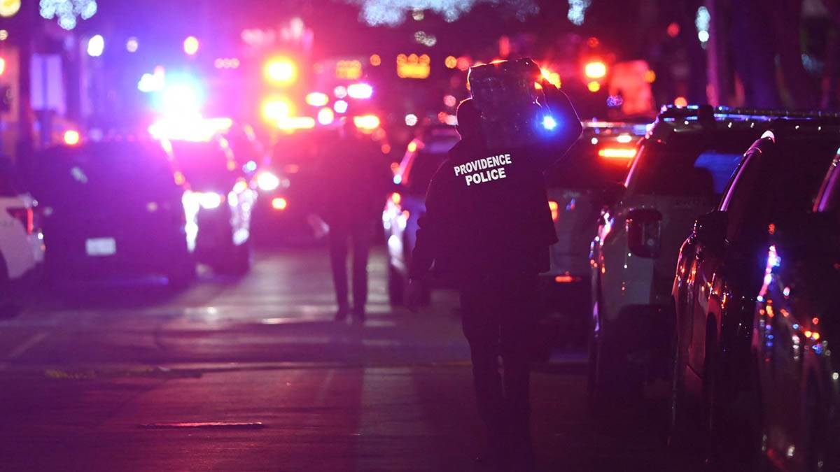  Pucnjava na Univerzitetu Braun u Americi 