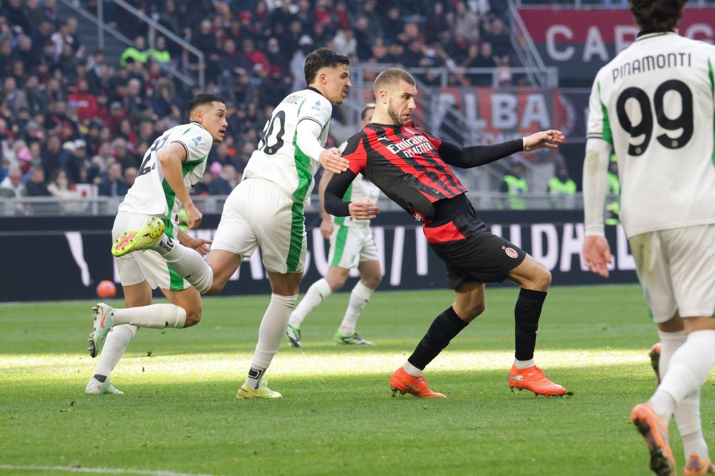  Milan (k)iksnuo protiv Sasuola i gubi prvo mjesto? 