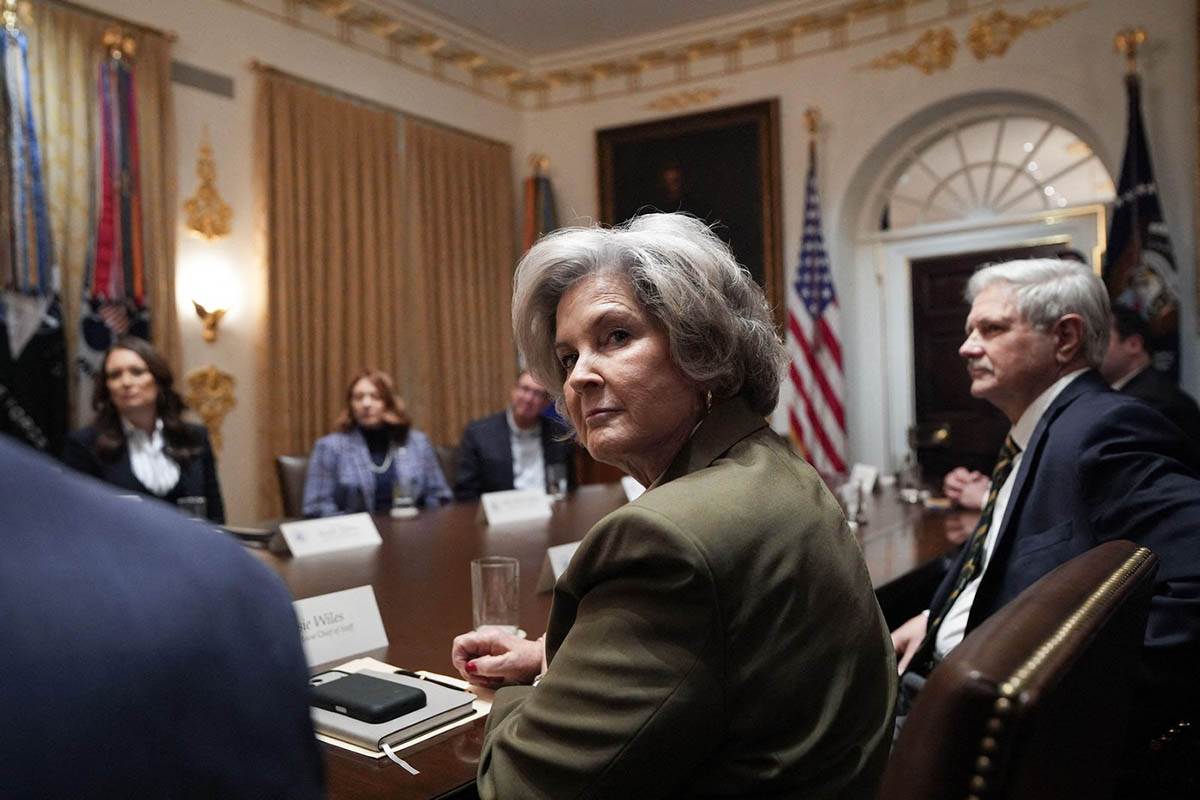  Ona je trenutno najmoćnija žena u Americi i upravo je detonirala bombu: Intrige i tajne koje niko ni 