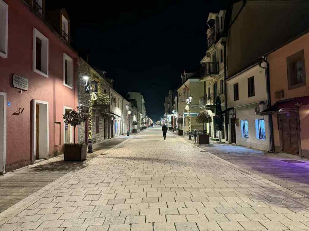  Oslobađajuće presude za pet Cetinjana: Dio optuženih kažnjen zbog incidenta na skupu Milatovića 