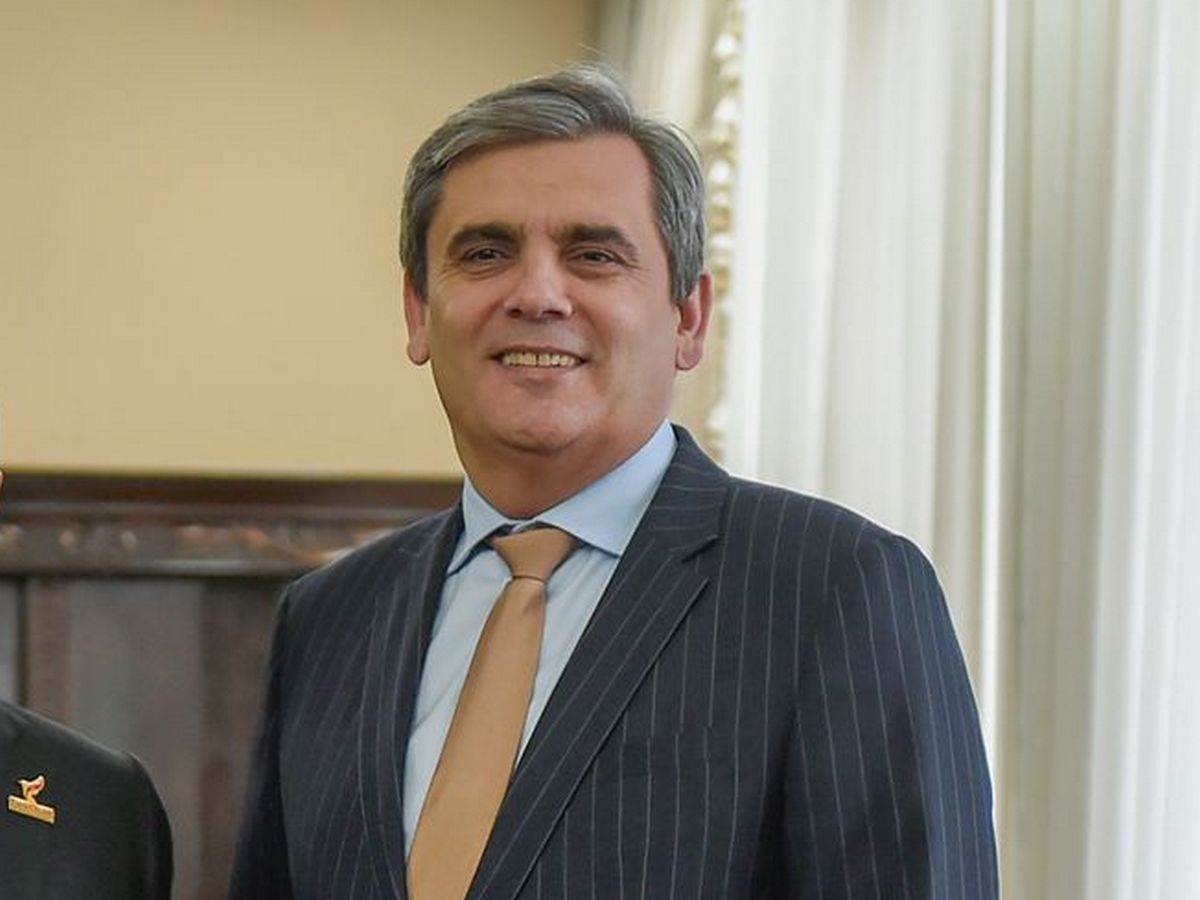  Ibrahimović i dalje isplaćuje povoljni stambeni kredit Vlade, u ratama od po 40 eura? 