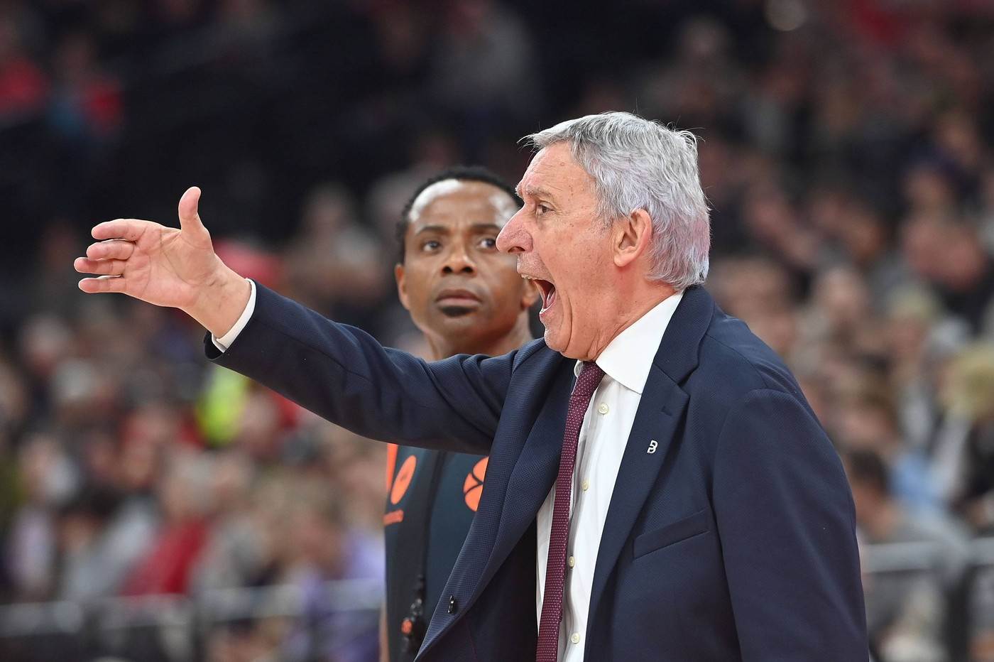  Svetislav Pešić spriječio bruku Bajerna u Evroligi: Hapoel bez Vase Micića slavio u Minhenu 