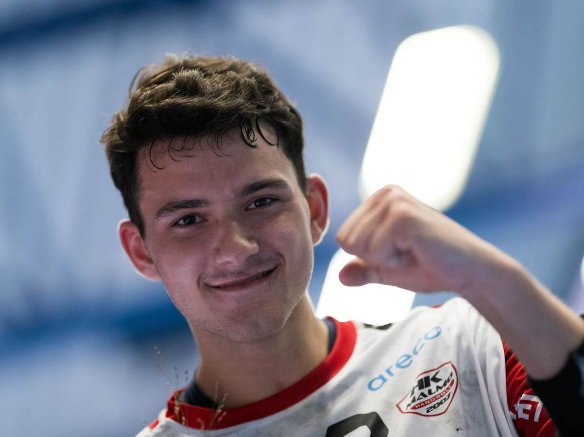  Nikola je sa 19 godina najveći biser svjetskog rukometa 