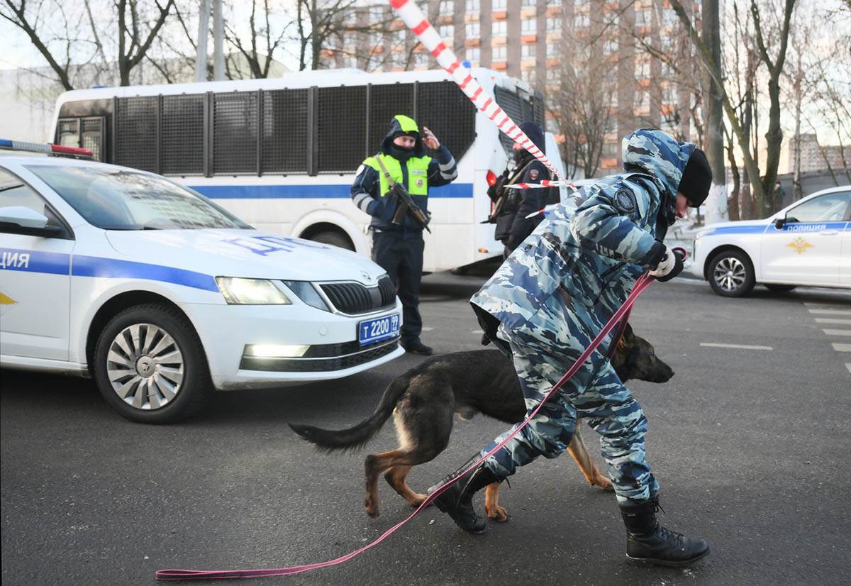  Bombaški napad u Moskvi: Ima mrtvih i ranjenih 