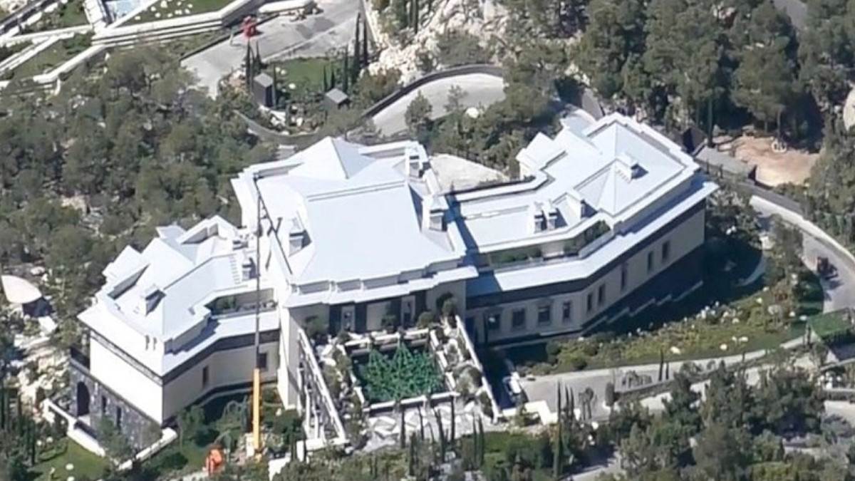  Pronašli su Putinovu vilu na Krimu vrednu 125 miliona dolara: Objavljene fotografije, pogledajte kako izgleda njegov raj 