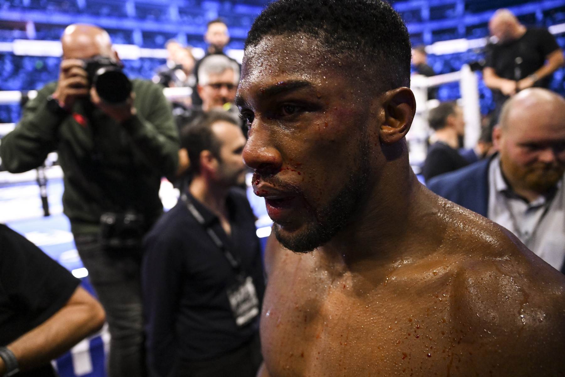  Da li će se Entoni Džošua vratiti u ring? Javio se prijatelj boksera 