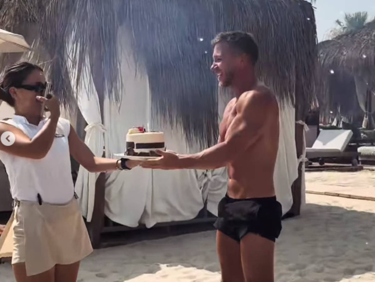  Na koncert mu došle i vjerenica i bivša devojka, a evo gde je sad Saša Kovačević: Objavio slike s lu 