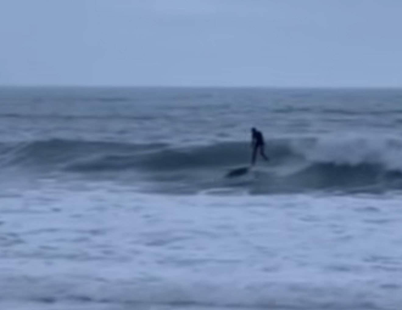  Surfer na Ričardovoj glavi!  