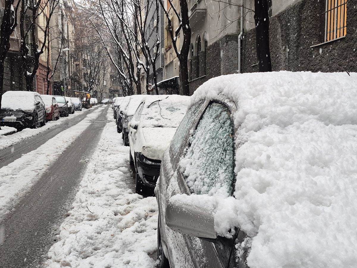  "Batut" upalio najviši nivo upozorenja: Srbija u crvenom, u pojedinim djelovima i do –16°C 