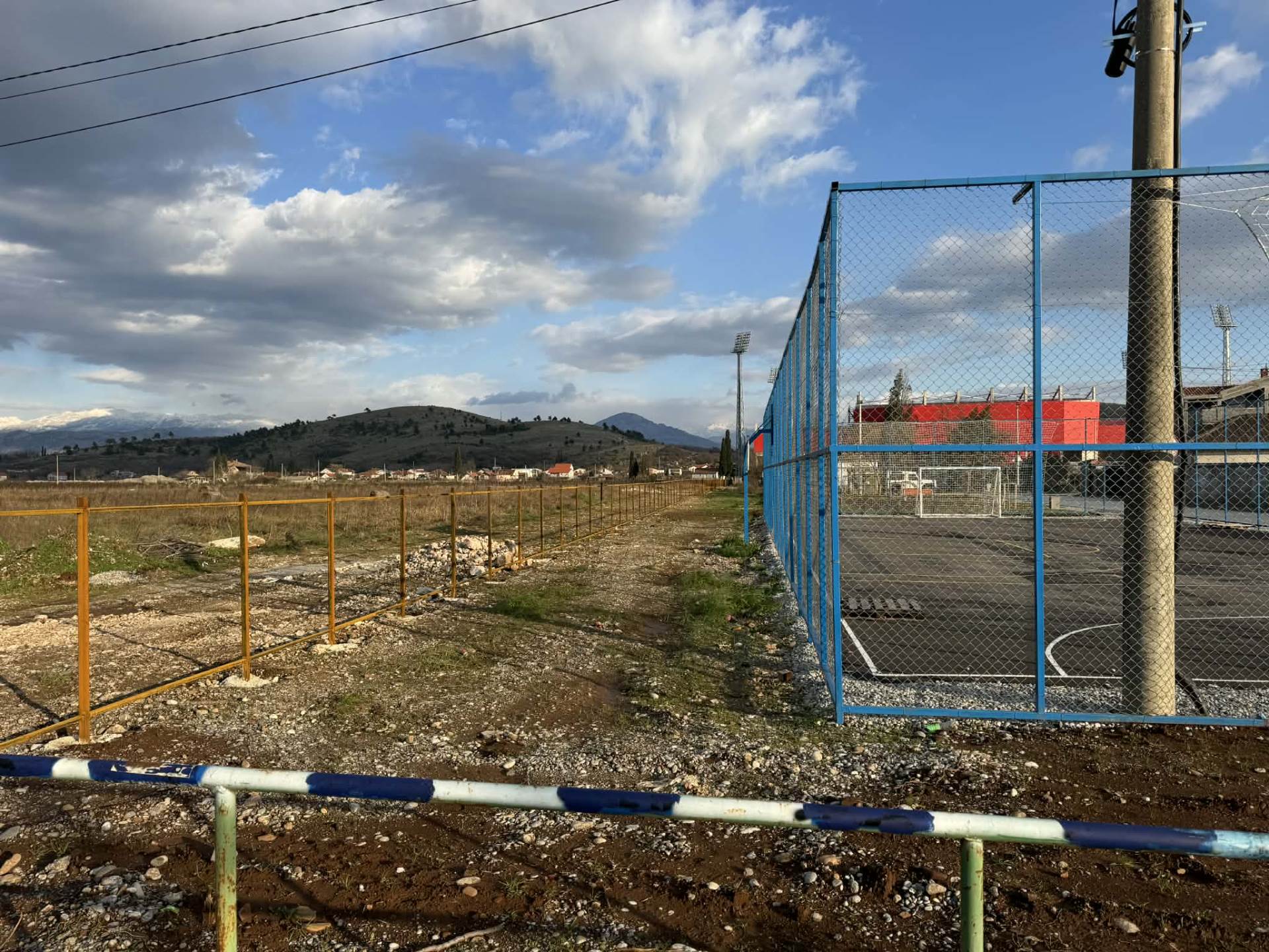  Danas će se znati da li mora da se ruši dio stadiona u Donjoj Gorici izgrađen u kanalu Mareze 